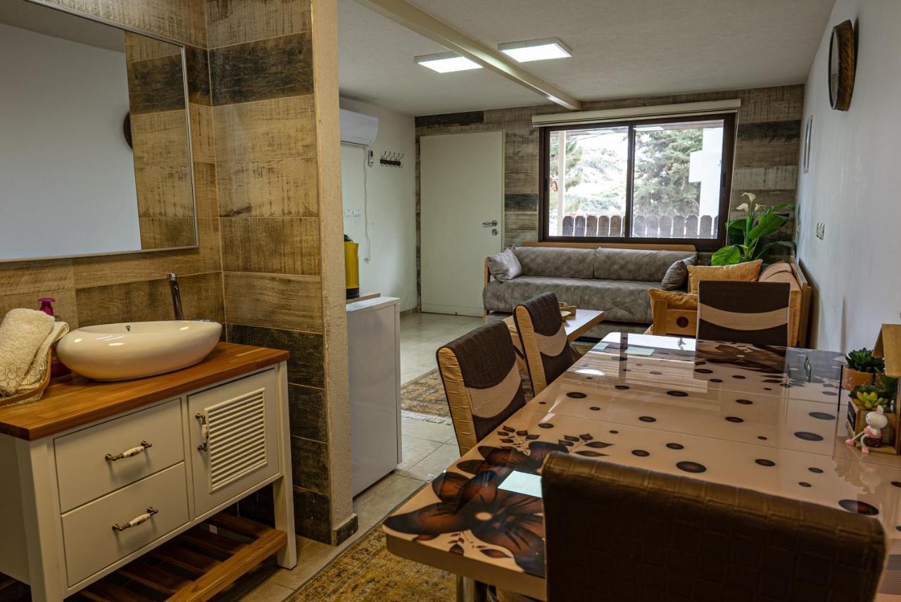 Apartmán Four Seasons Madždal Šams Exteriér fotografie