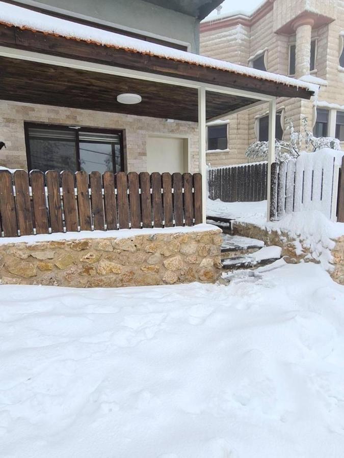 Apartmán Four Seasons Madždal Šams Exteriér fotografie